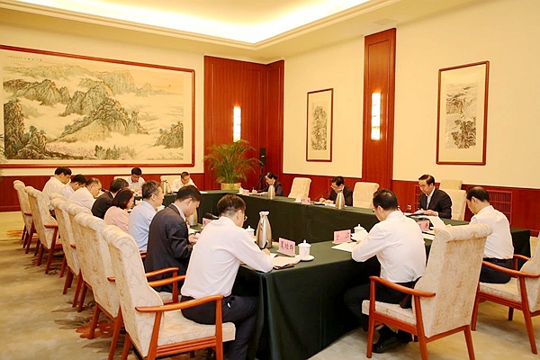  何維在天津調(diào)研地方組織領(lǐng)導班子和代表人士隊伍建設(shè)
