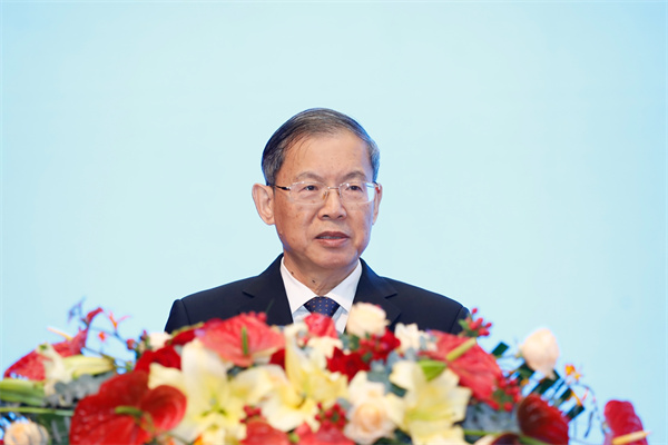  2023年中國（廣西）非公有制經(jīng)濟(jì)發(fā)展論壇在南寧舉行郝明金出席論壇并致辭