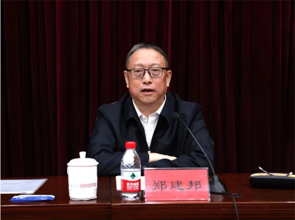  第九期民革非公經(jīng)濟人士培訓班舉辦 鄭建邦與學員互動交流
