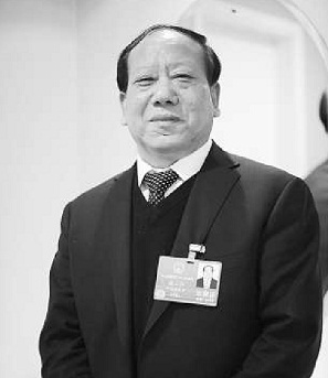  全國(guó)人大代表侯二河：讓空巢老人不“空心”