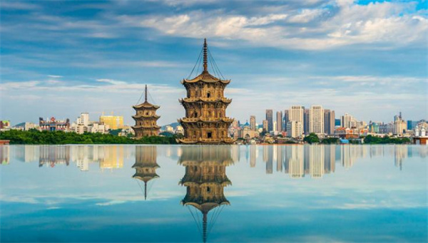  泉州市人大常委會出臺《“泉州：宋元中國的世界海洋商貿(mào)中心”世界遺產(chǎn)保護管理條例》，將于明年1月1日起施行