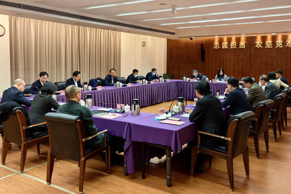  香港基本法委員會(huì)沈春耀主任在深圳主持召開(kāi)工作會(huì)議并帶隊(duì)開(kāi)展調(diào)研